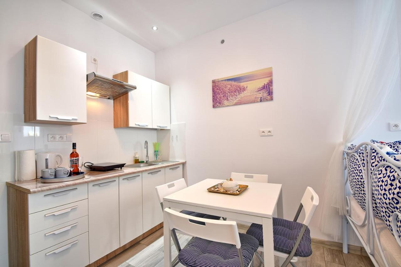 Apartamento Pensjonat Perelka Ustronie Morskie Exterior foto