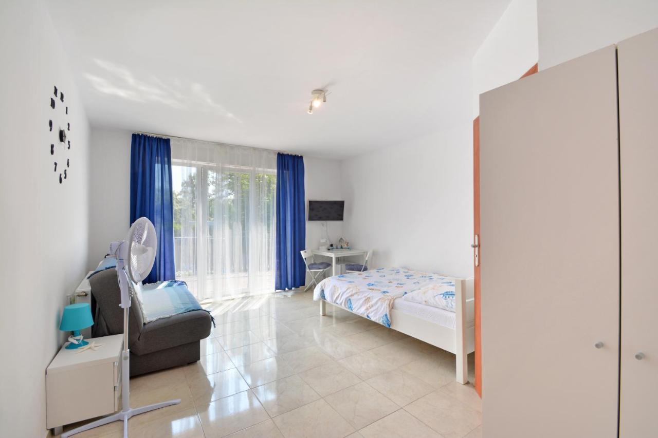 Apartamento Pensjonat Perelka Ustronie Morskie Exterior foto